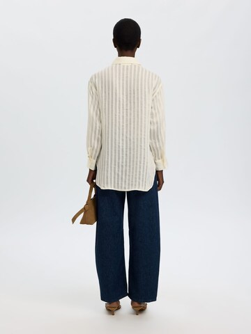 SELECTED - Blusa en blanco