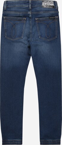 Calvin Klein Jeans Zwężany krój Jeansy w kolorze niebieski