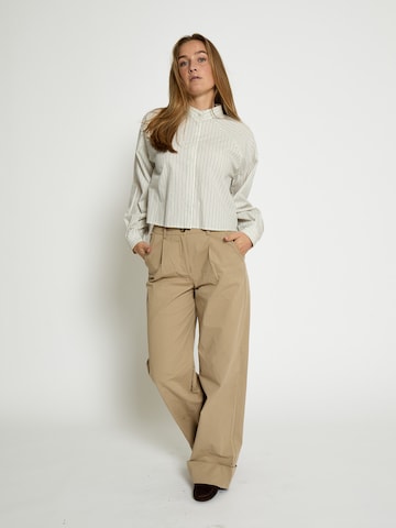 Chemisier 'Kamari' Peppercorn en blanc