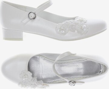 Graceland Flats & Loafers in 37 in White: front