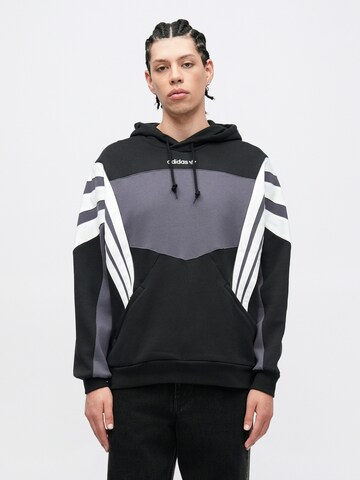 ADIDAS ORIGINALS Μπλούζα φούτερ 'SANTIAGO' σε μαύρο: μπροστά