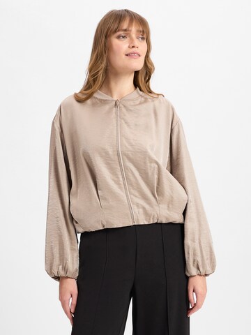 Veste mi-saison 'Jaletta' OPUS en beige : devant
