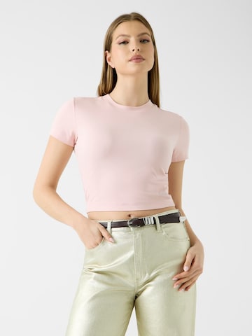 GUESS Shirt in Pink: front