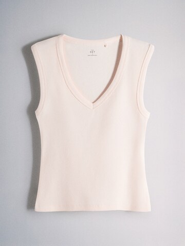 The Set Top in Beige