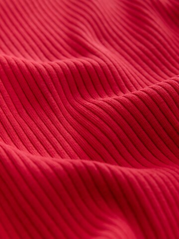 Haut Next en rouge
