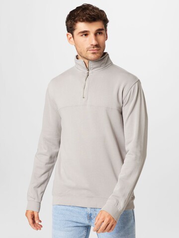 Cotton On Sweatshirt in Grey: front