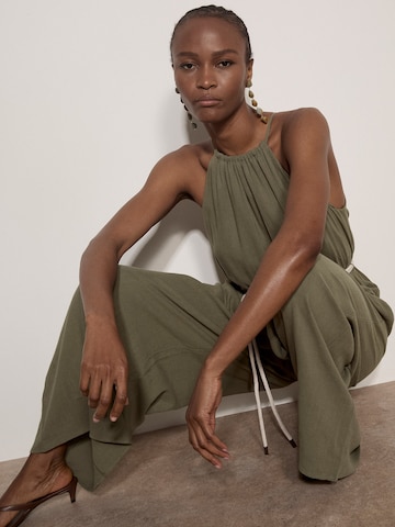 Tuta jumpsuit ' ' di Apricot in verde