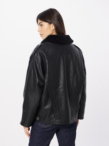 ESPRIT Jacke in Schwarz