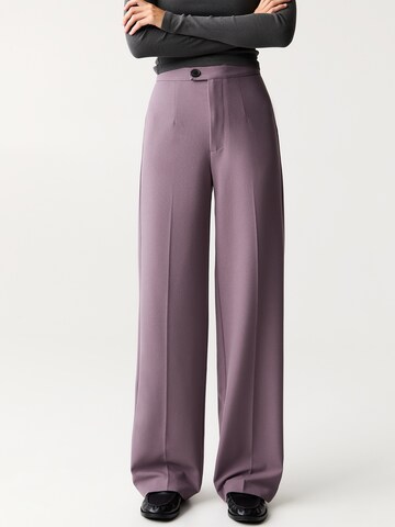 Wide leg Pantaloni con piega frontale di Pull&Bear in lilla: frontale