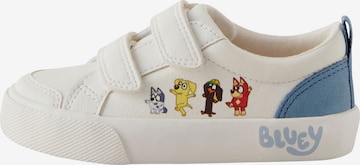 balta Next Sportbačiai: priekis