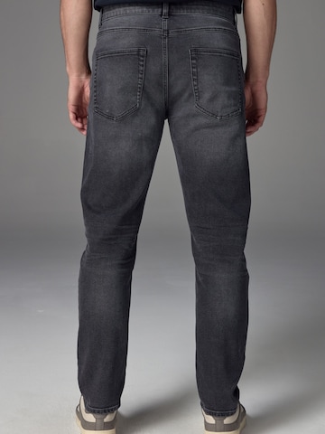 Next Slimfit Jeans 'Essential' in Grijs