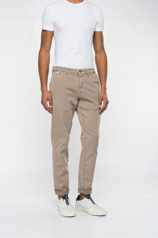 REPLAY Regular Chino Pants in Beige: front