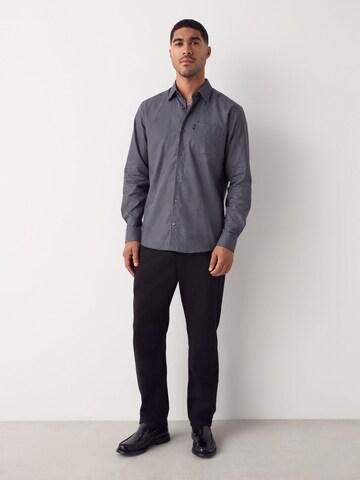 Regular fit Cămașă de la Next pe negru