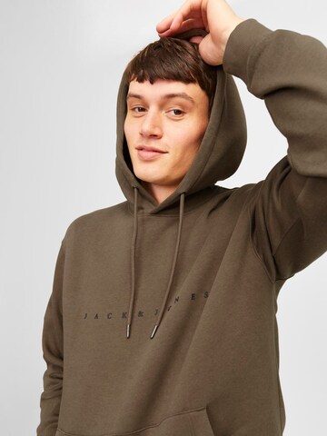 JACK & JONES Sweatshirt 'JJEStar' in Braun