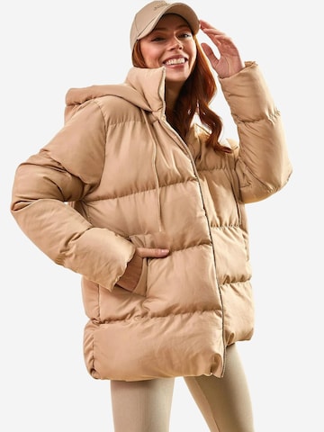 Giacca invernale di Bianco Lucci in beige: frontale