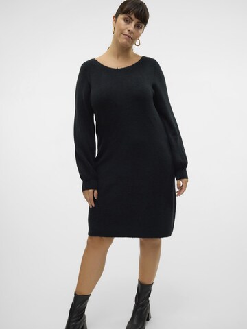 Abito in maglia 'CLEFILE' di Vero Moda Curve in nero