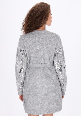 faina - Cárdigan en gris