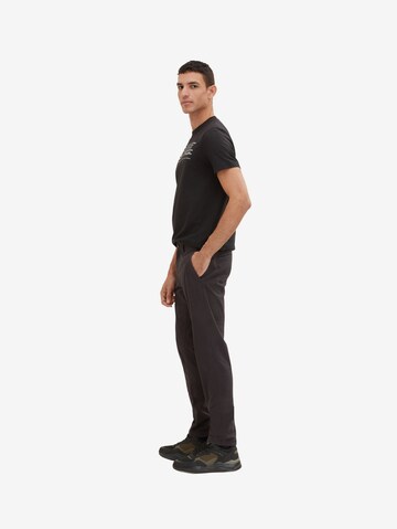 TOM TAILOR Slimfit Chino in Zwart