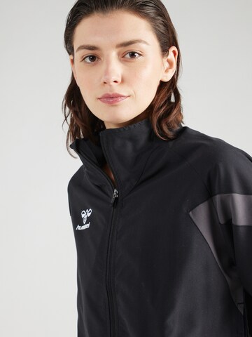 Veste de sport 'TRAVEL' Hummel en noir