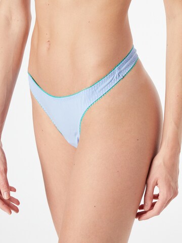 Dora Larsen Thong 'NOELLE' in Blue: front