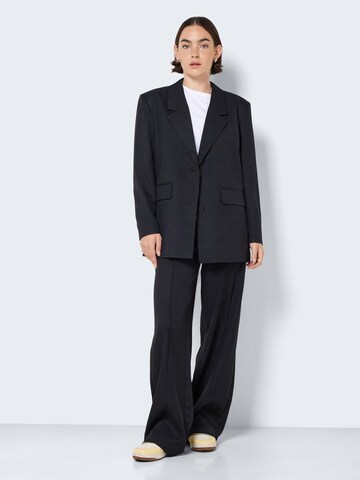 Blazer di Noisy may in nero