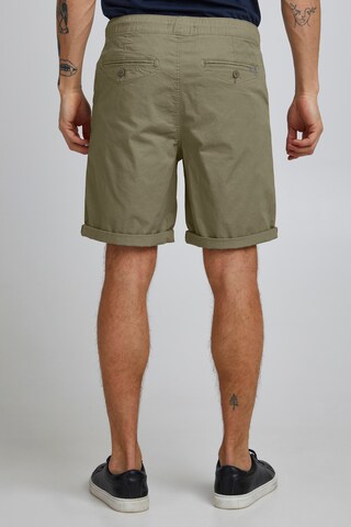 !Solid Regular Shorts in Beige