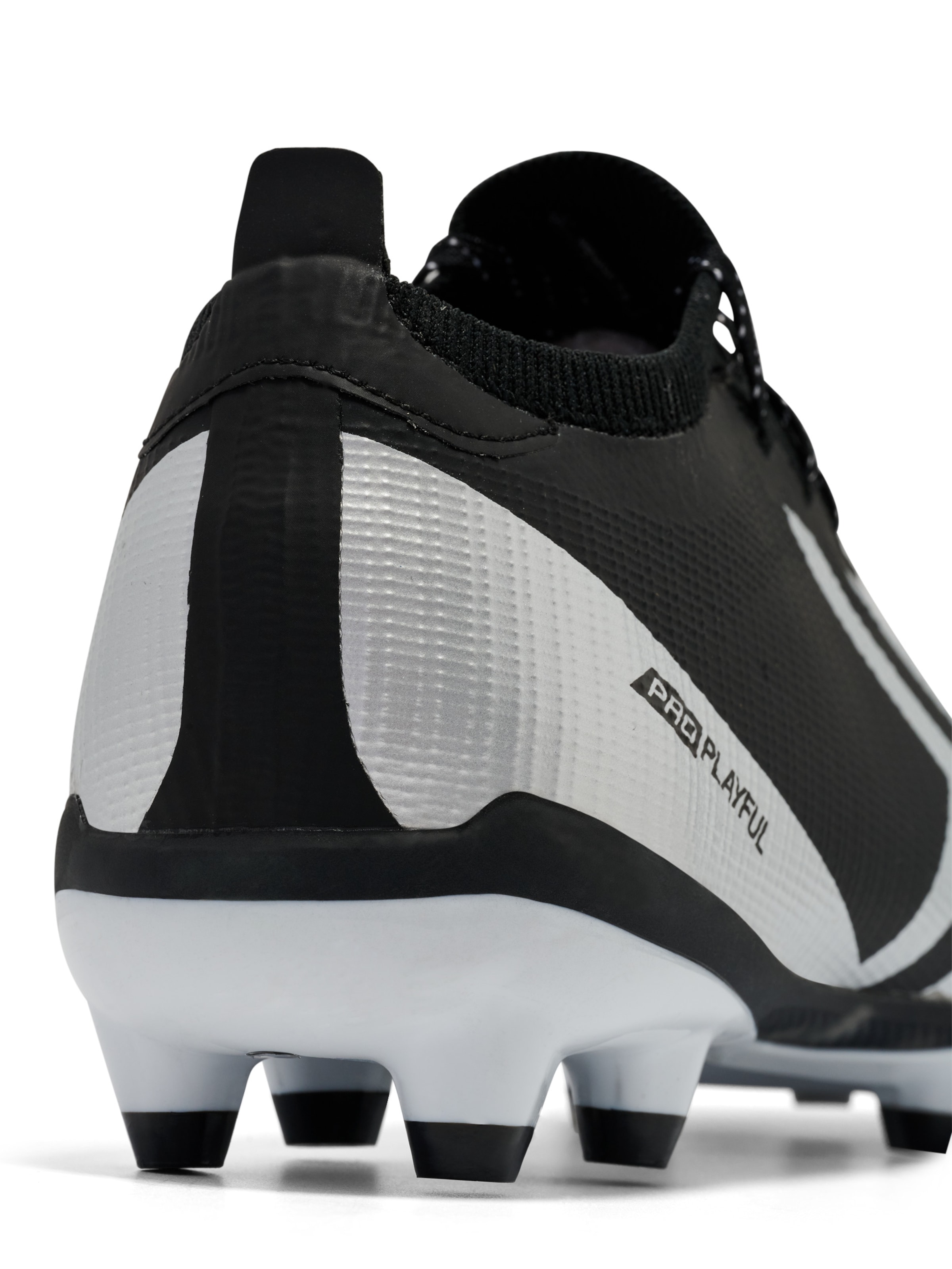 Hummel Fußballschuh in Schwarz
