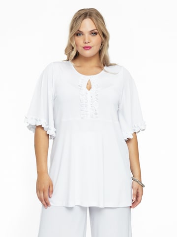 Yoek Tunic 'Dolce' in White: front