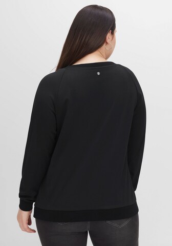 SHEEGO Sweatshirt in Zwart