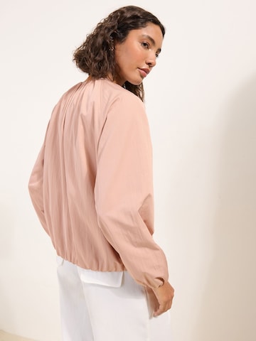 Friends Like These Jacke in Pink