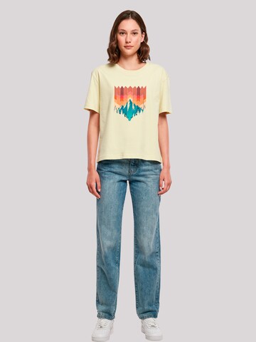 F4NT4STIC Shirt 'Berg Sonnenuntergang Geometrisch' in Geel