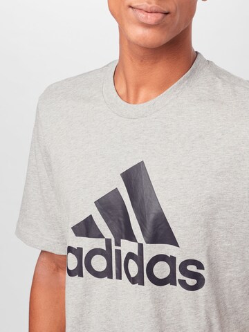 ADIDAS SPORTSWEAR Functioneel shirt 'Essentials Big Logo' in Grijs