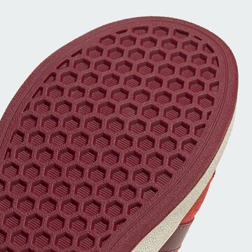 Baskets 'Grand Court 00s' ADIDAS SPORTSWEAR en rouge