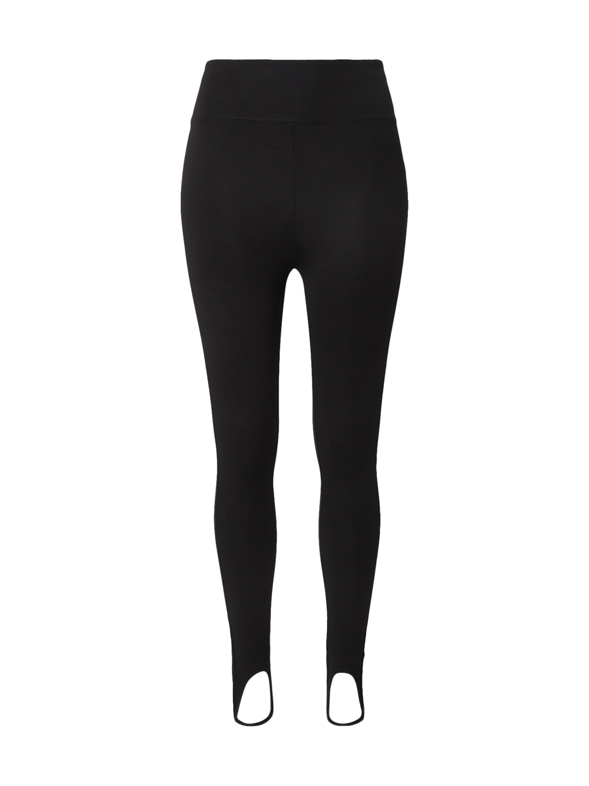 Tatiana Zidekova Skinny Pants in Black: front