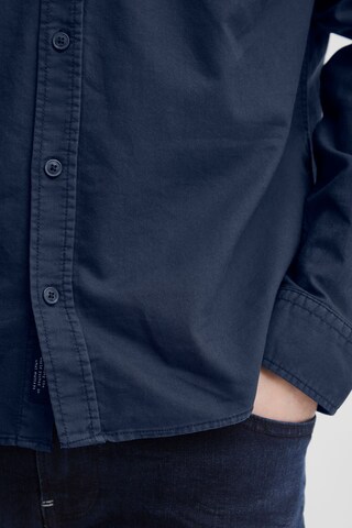 Coupe regular Chemise 'Bugley' BLEND en bleu