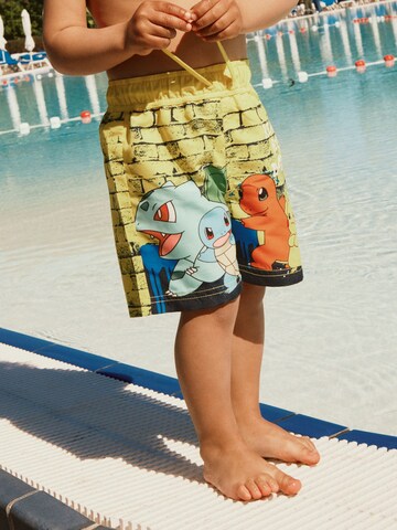 NAME IT Badeshorts 'Pokémon' i gul: forside