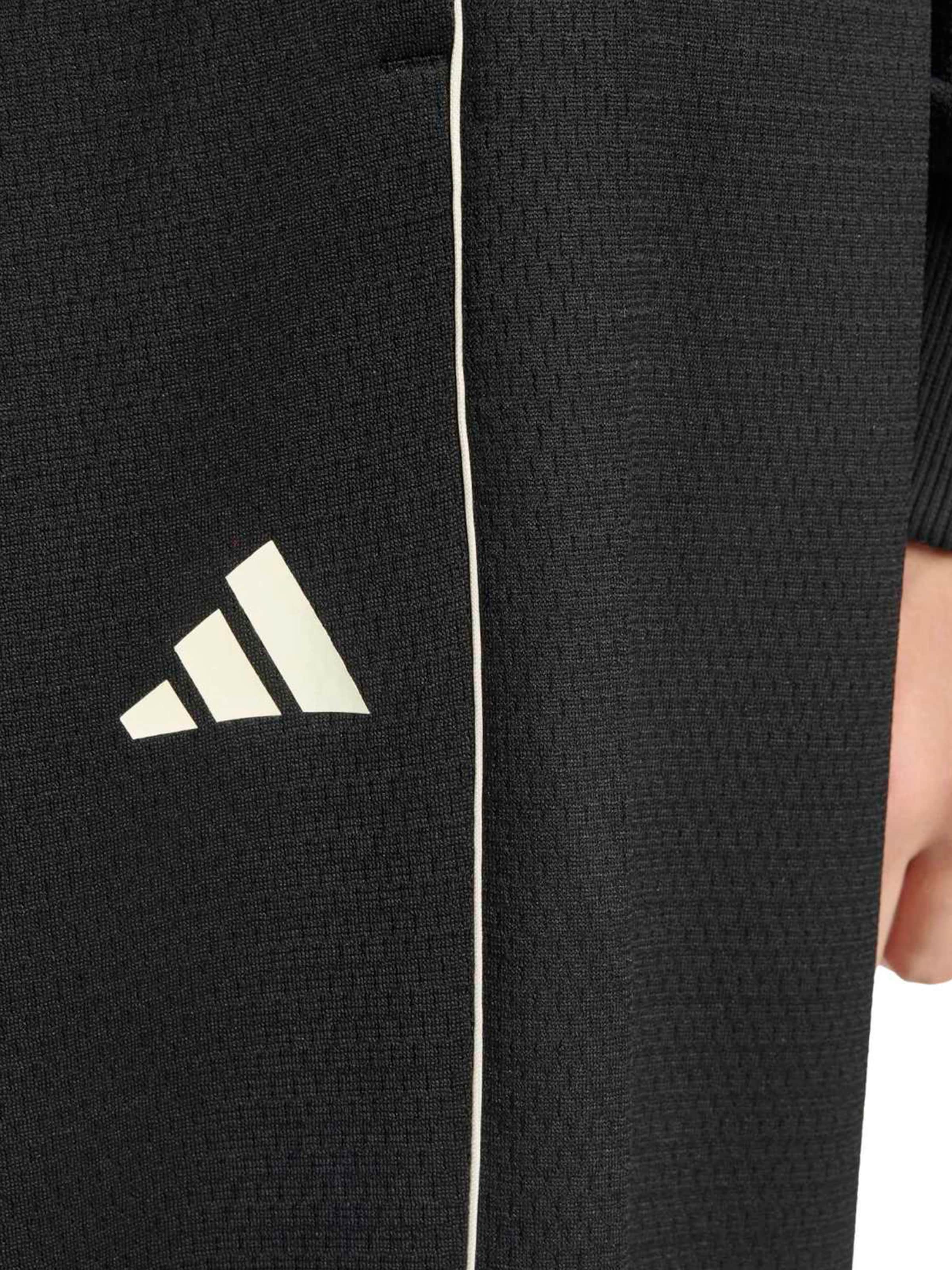 Wide leg Pantaloni sportivi di ADIDAS SPORTSWEAR in nero