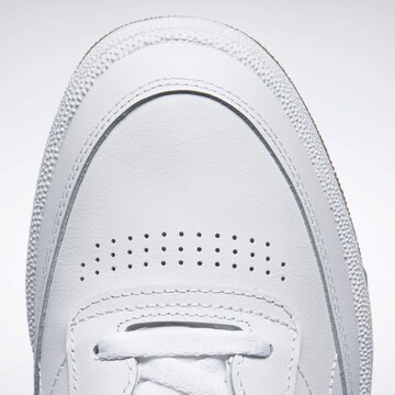 Sneaker bassa 'Club C 85' di Reebok in bianco