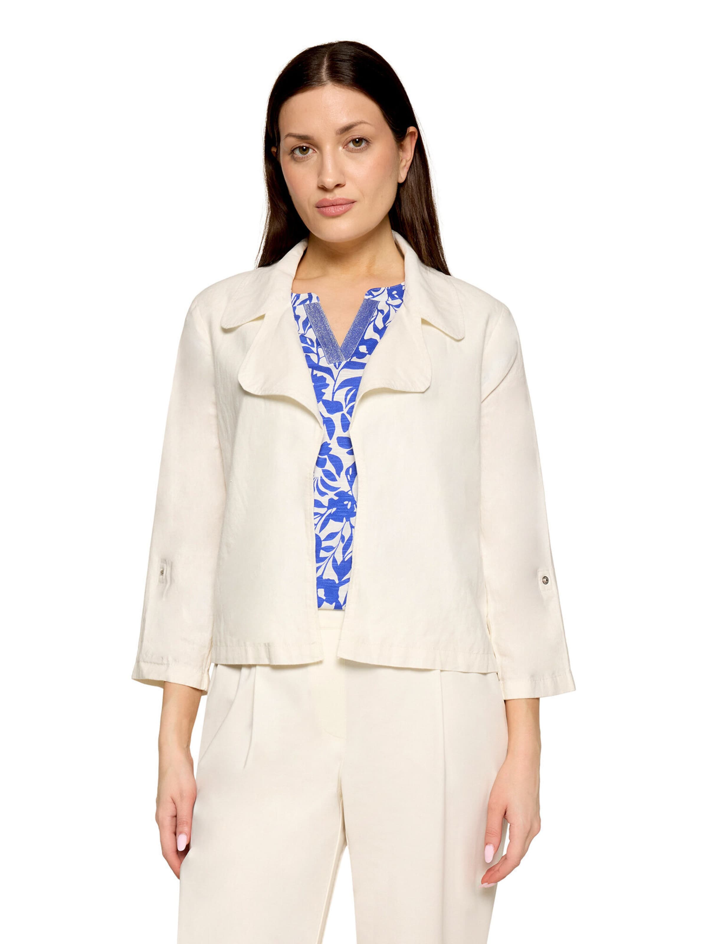 Blazer di Betty Barclay in bianco: frontale