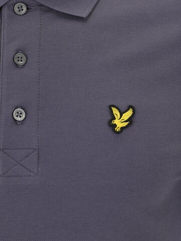 Tricou de la Lyle & Scott pe gri