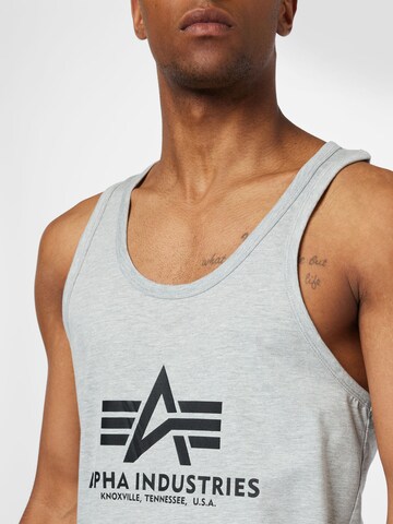 T-Shirt ALPHA INDUSTRIES en gris