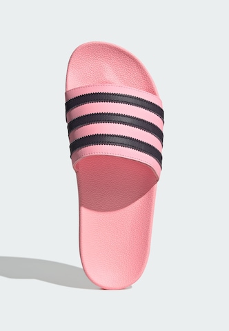ADIDAS ORIGINALS Пантолеты 'Adilette' в Ярко-розовый: спереди
