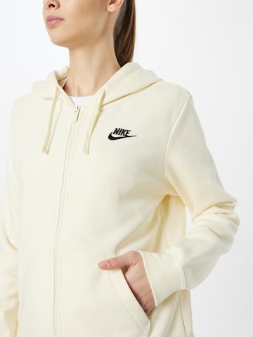 Nike Sportswear - Sudadera con cremallera 'Club Fleece' en blanco