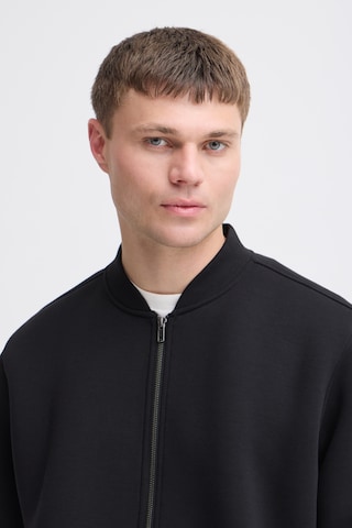 BLEND - Sudadera con cremallera 'BHKEIRAN SCUBA' en negro
