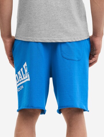 LONSDALE Loosefit Shorts 'Polbathic' in Blau