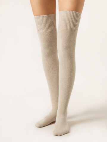 CALZEDONIA Overknee Strümpfe in Beige: Vorderseite