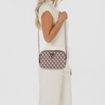 GUESS Crossbody bag in Brown