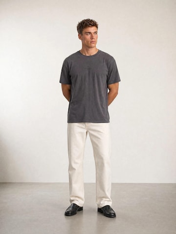 T-Shirt 'The Alex Logo T-shirt - Dark Grey' ARMIE en gris