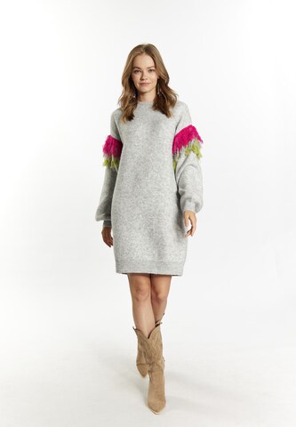 Pullover di IZIA in grigio
