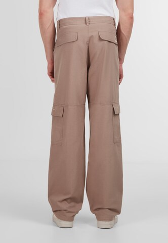 regular Pantaloni cargo di Karl Kani in beige